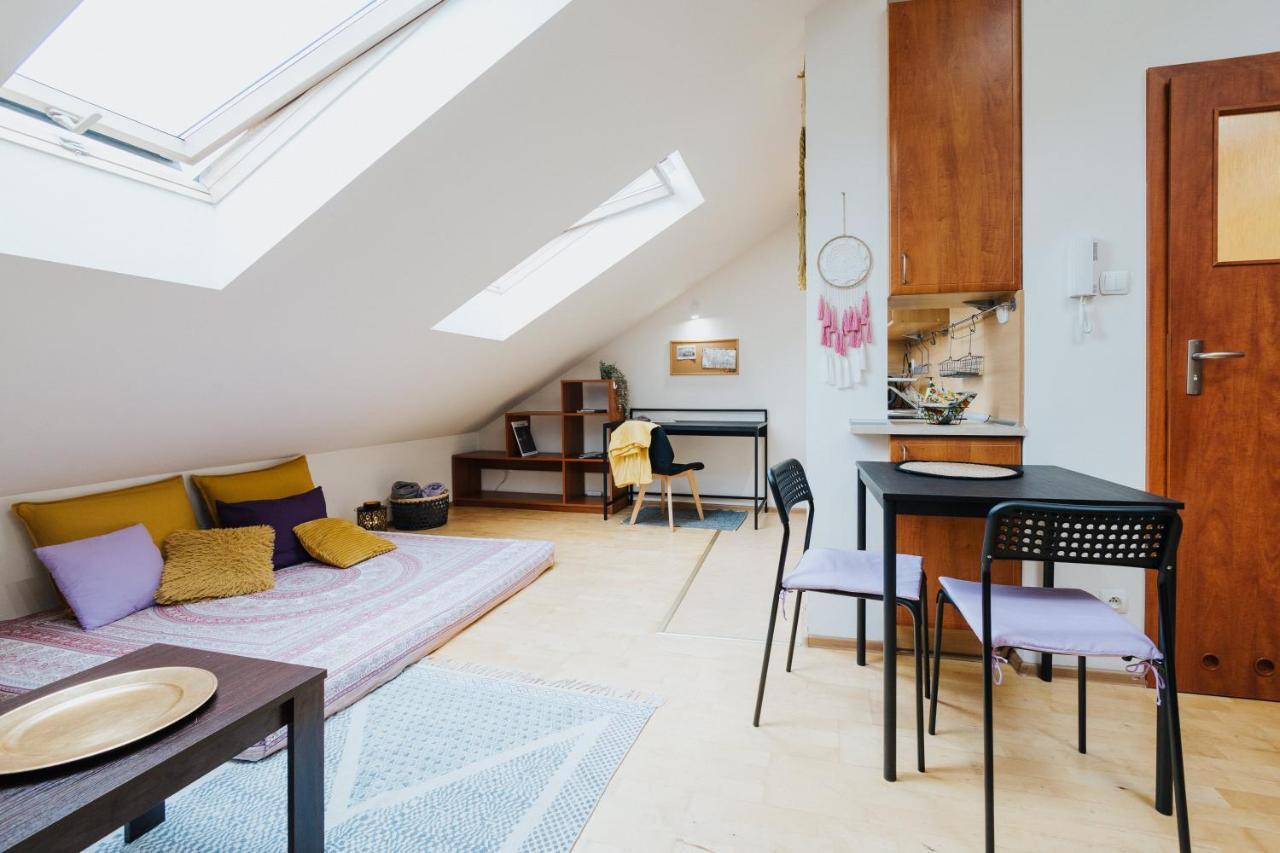 Happynest In Old Town Apartamento Cracovia Exterior foto