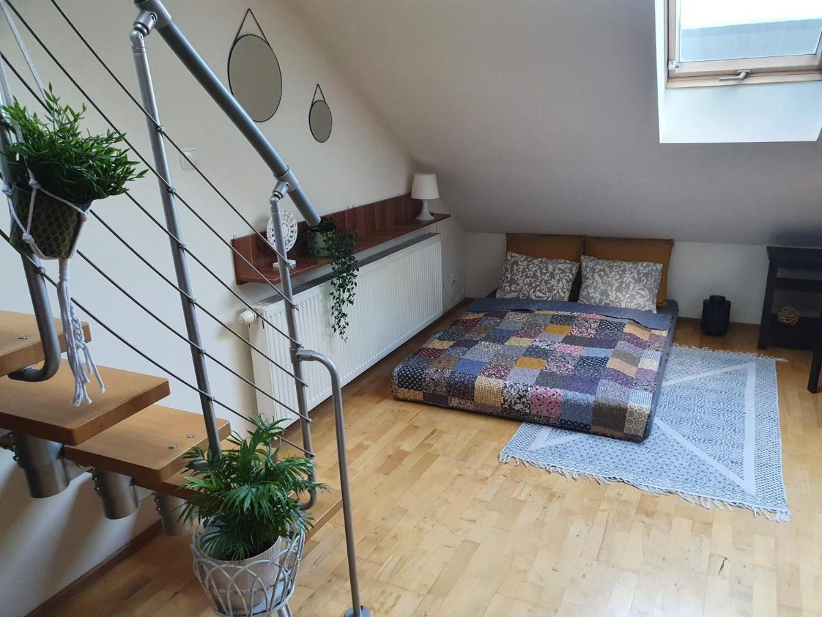 Happynest In Old Town Apartamento Cracovia Exterior foto